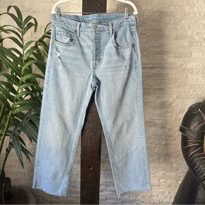 Old Navy Mid Rise Light Wash The Slouchy Straight Leg Button Fly Jeans Petite 4